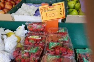 2 pack of strawberries